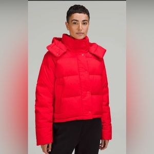 Lululemon Wunder Puff Cropped Jacket
Grenadine Red
